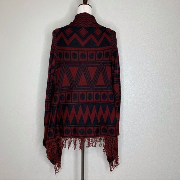Active Designed in Los Angeles Geometric Knit Fringe Open Front Cardigan - Picture 8 of 14